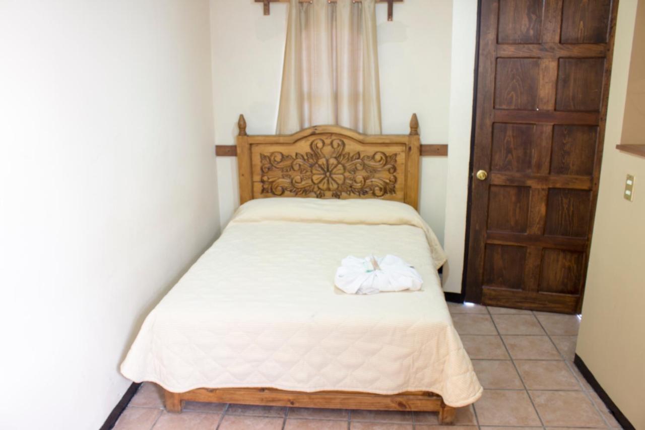 Villas Hotel 乔卢拉 外观 照片